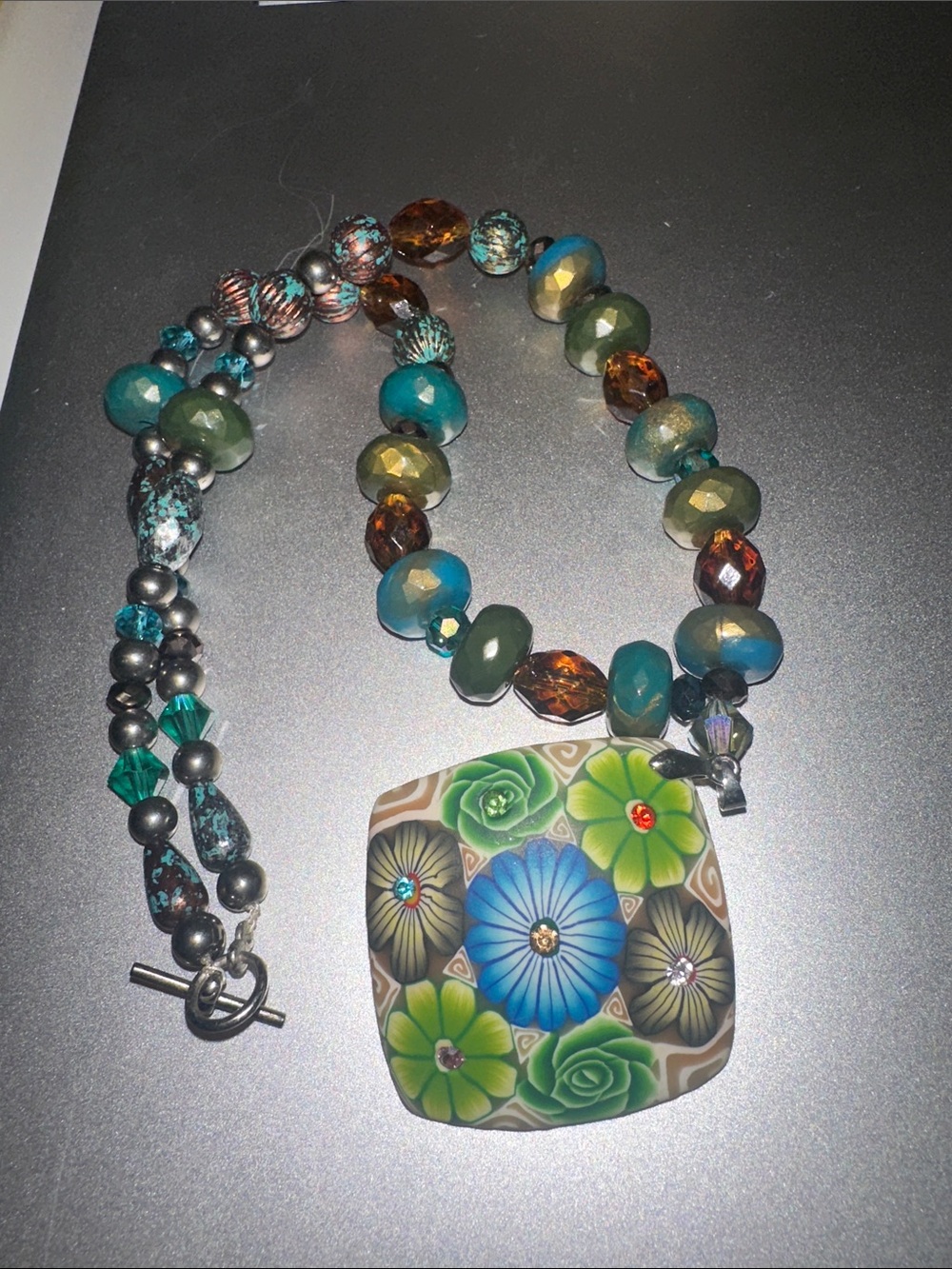 Floral Pendant Beaded Necklace in Green and Blue - Women Jewelry